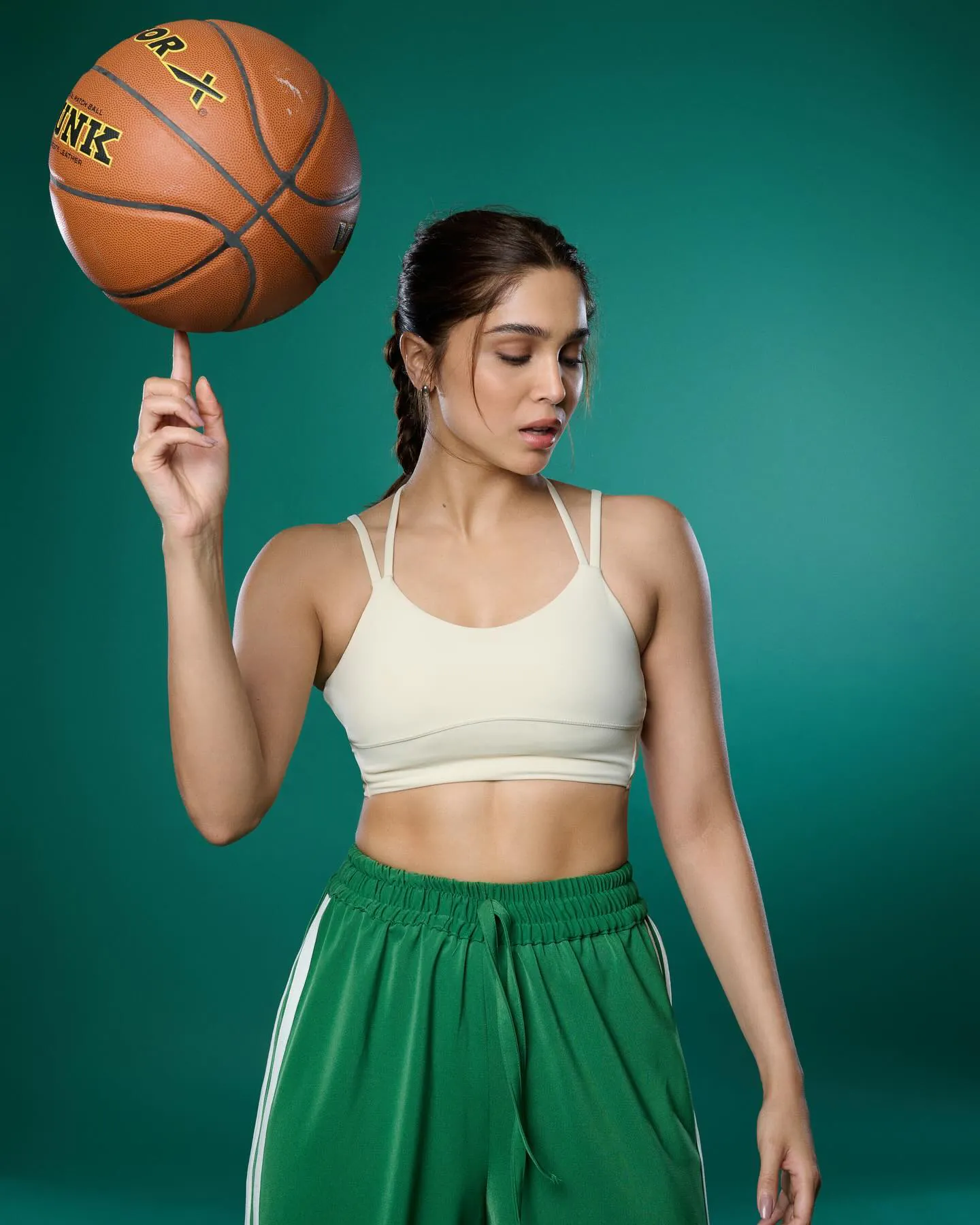 Sharvari - sharvari-hot-29.webp